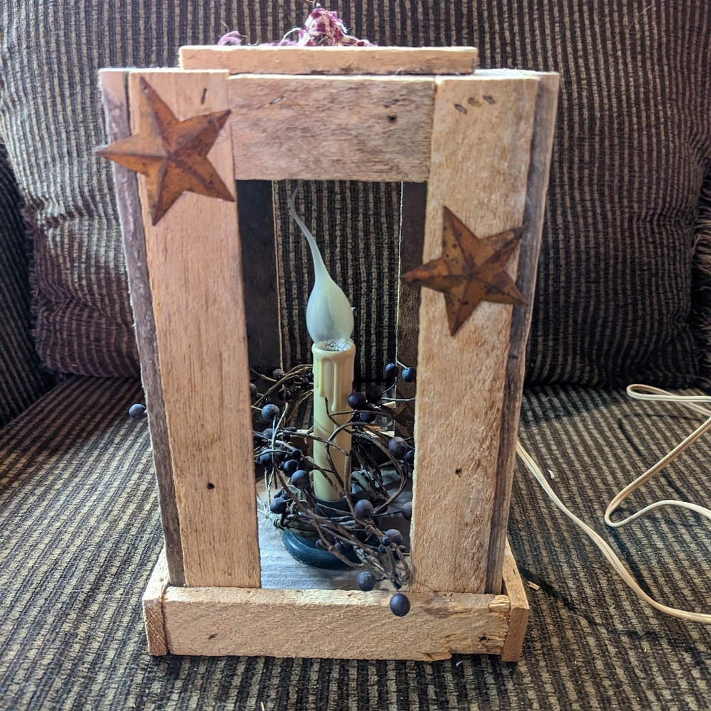 Primitive Candle Box
